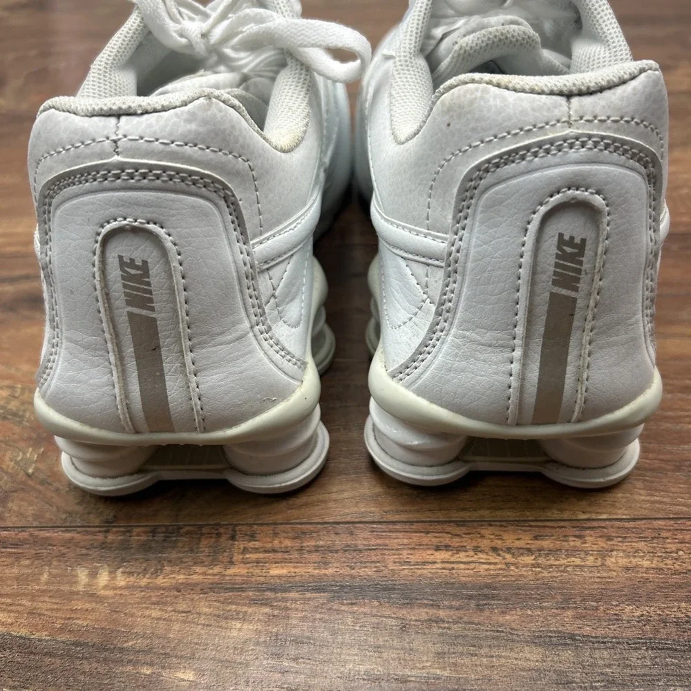 RARE Nike Shox Men's Shoes size 12 Solid‎ All White 407988-105